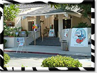 Entrance to Surf'N'Safari '04 (Photo by Rainer Mueller)